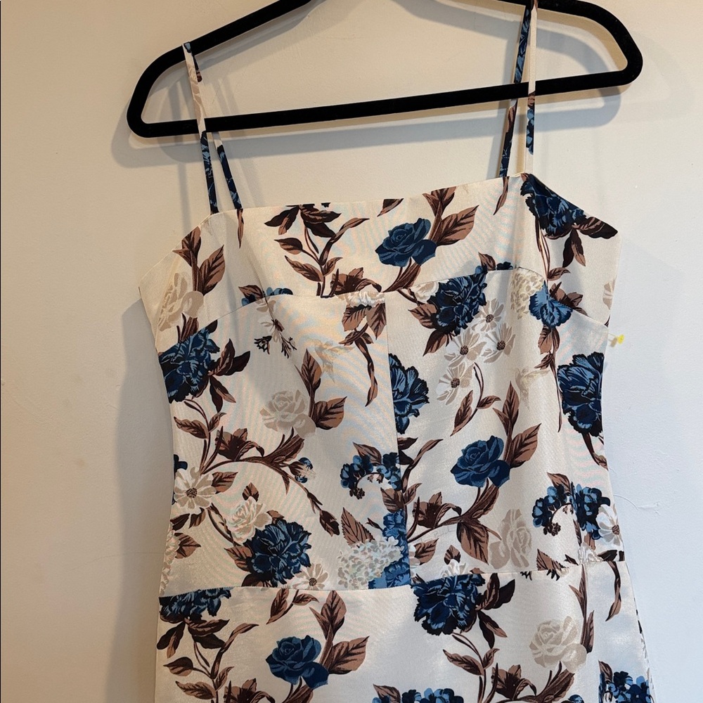 Tory Burch Cream and Blue Floral Backless Dress - Picture 3 of 16